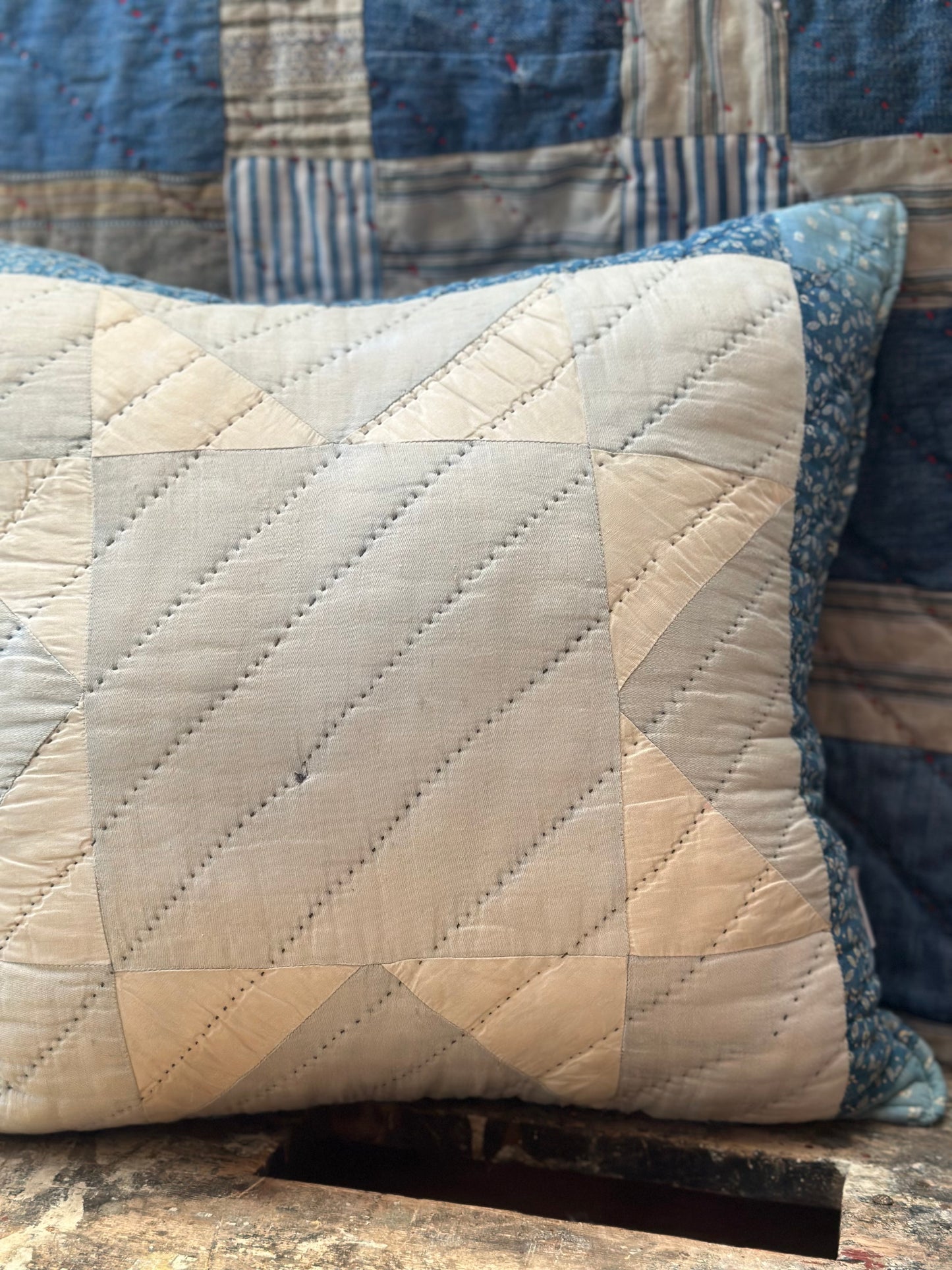 8 Point Star Quilt Pillow 18” DA