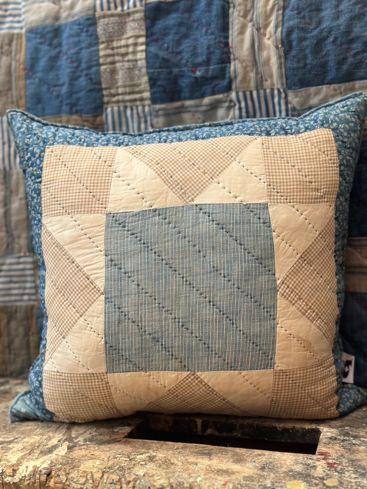 8 Point Star Quilt Pillow 18” DA