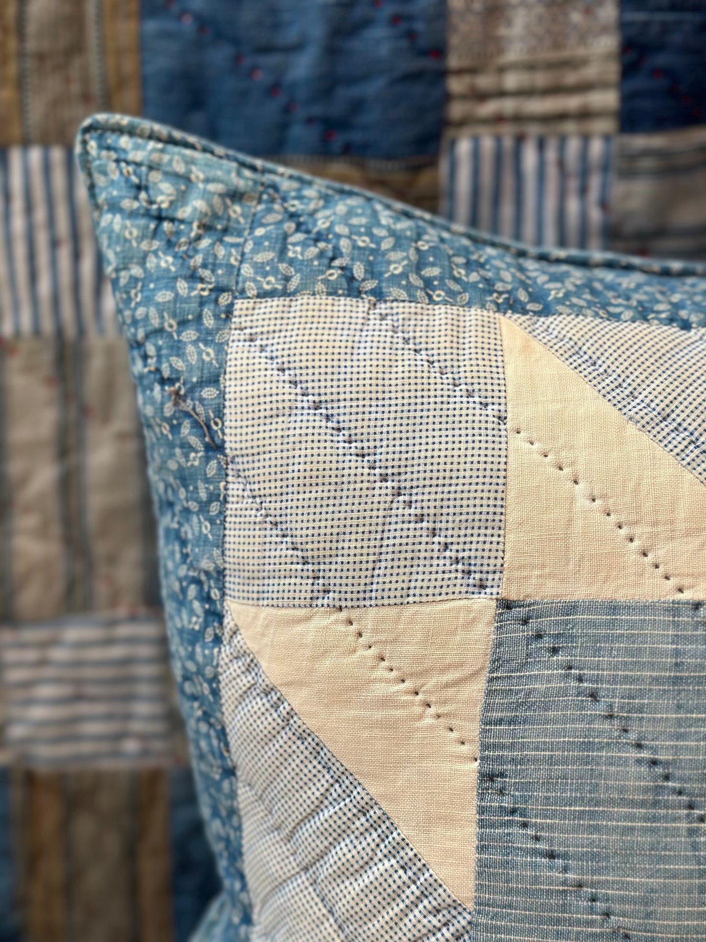 8 Point Star Quilt Pillow 18” DA