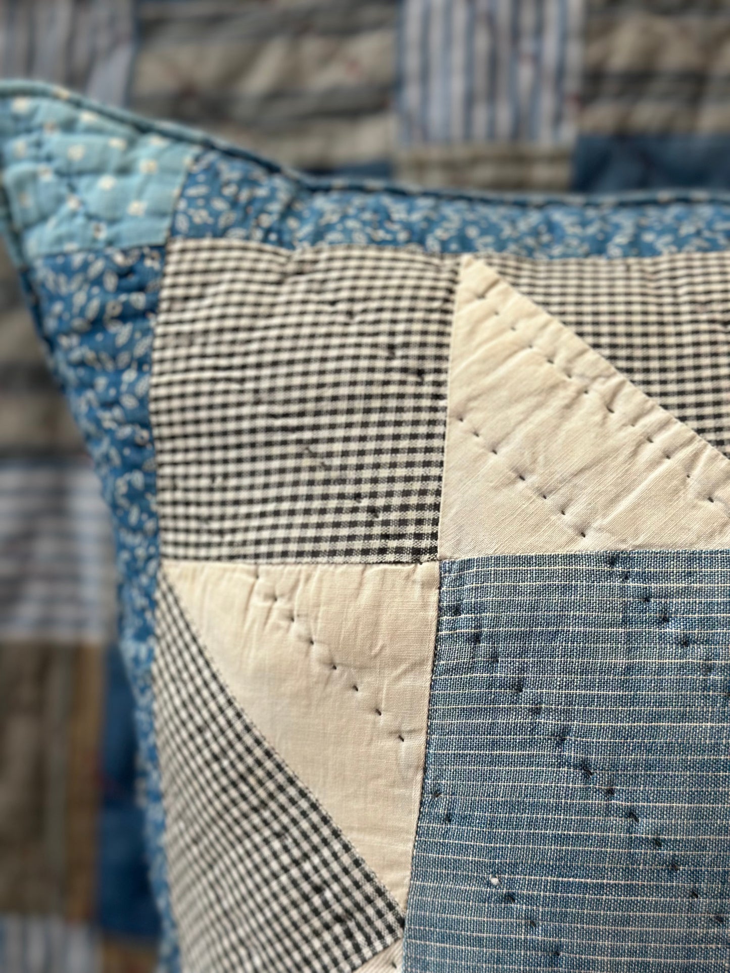 8 Point Star Quilt Pillow 18” DA