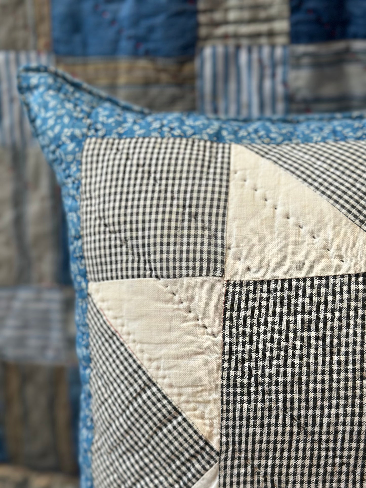 8 Point Star Quilt Pillow 18” DA
