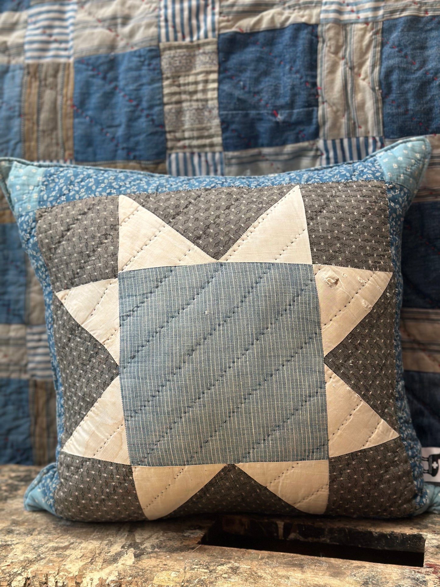 8 Point Star Quilt Pillow 18” DA